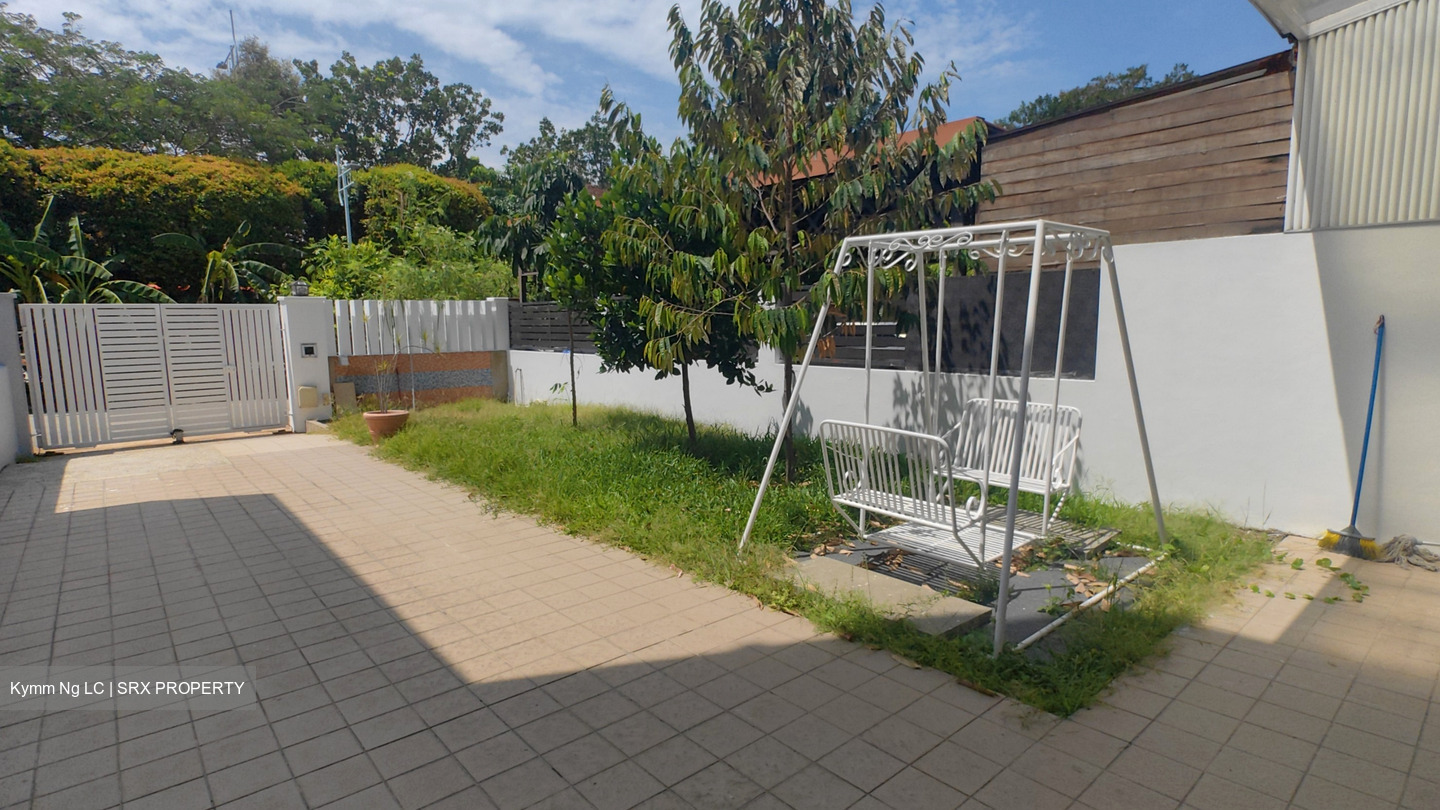 Lorong Sarina (D14), Terrace #625560321